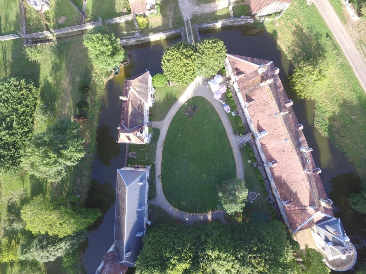 Chateau De Mauvilly Bed & Breakfast Eksteriør bilde